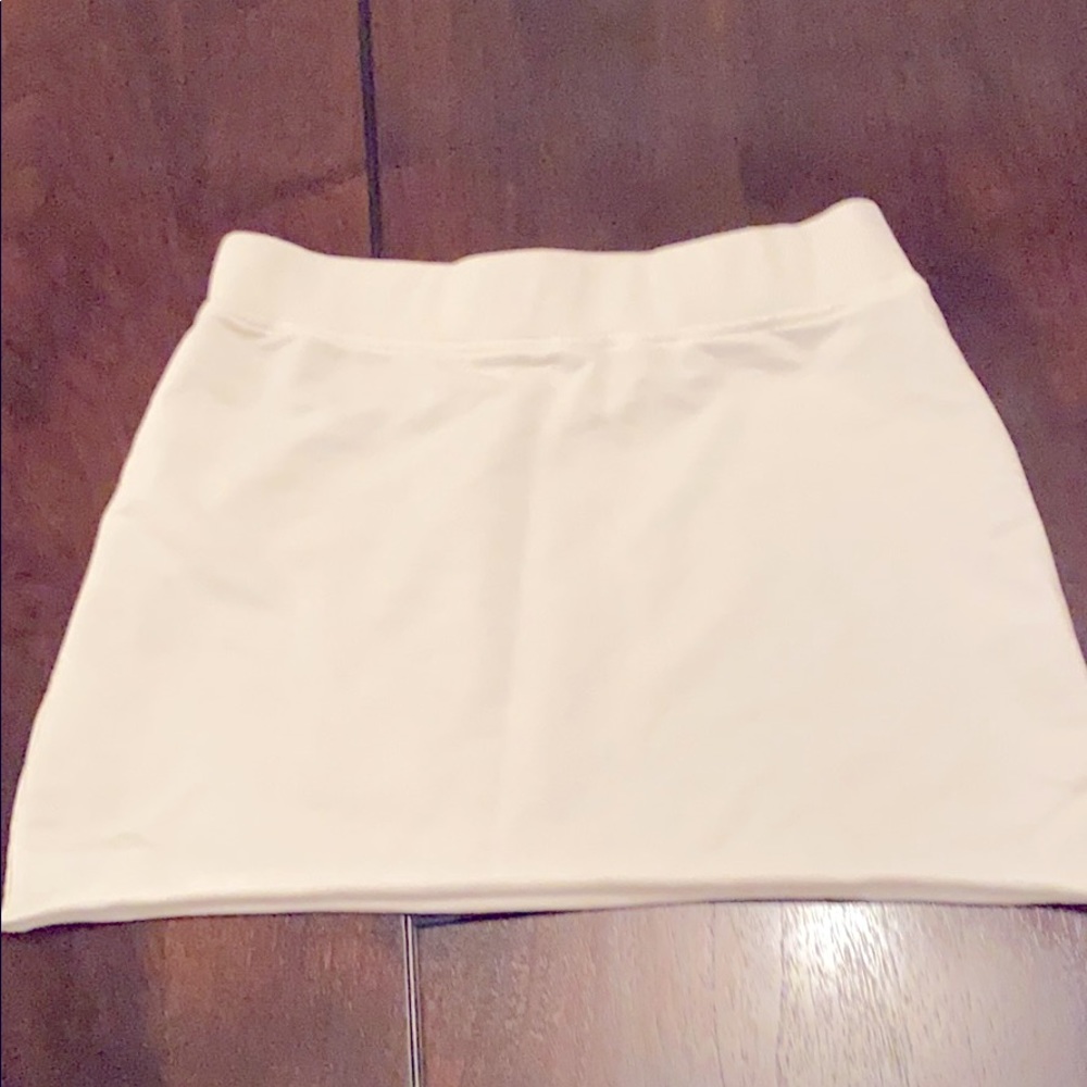 White cotton skirt